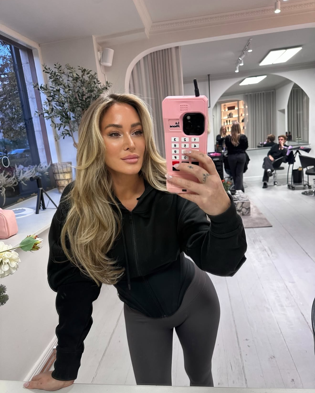 Le Phone case at the salon